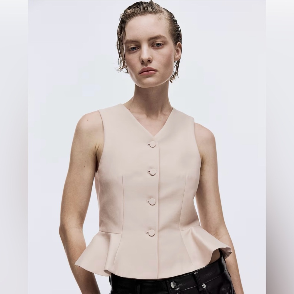 H&M Blush Peplum Button-Front Sleeveless Camisole